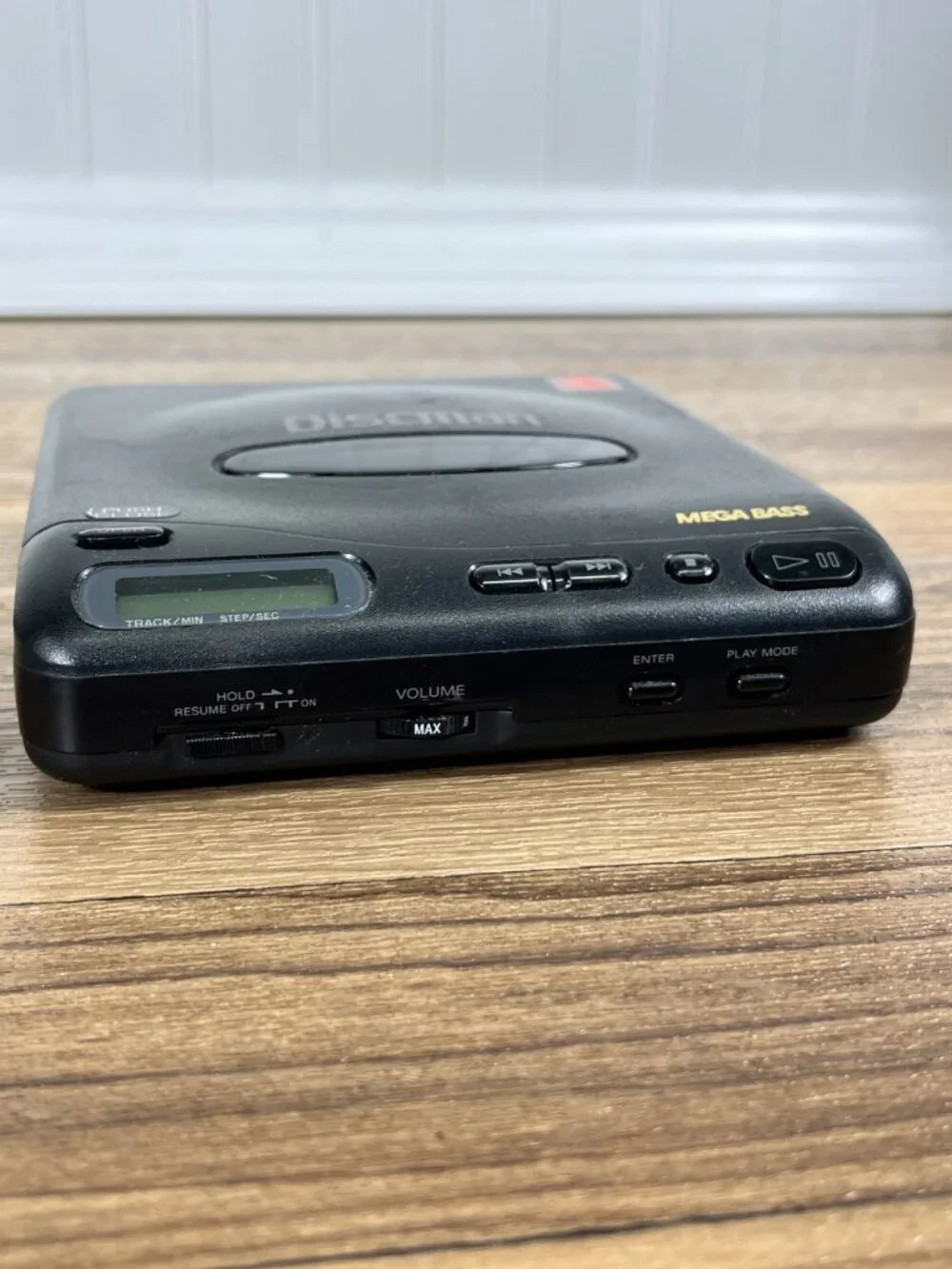 Sony Discman D-11 Mega Bass Portable CD Player 1991 Works
